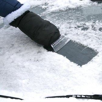 Ice scraper with glove DeLuxe