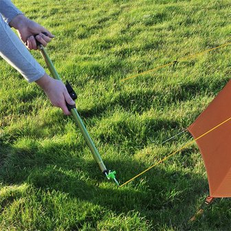 Tent peg puller extendable