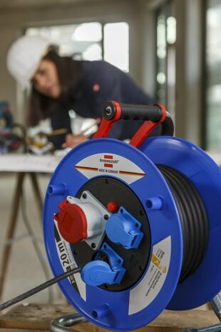 Garant CEE 1 IP44 cable reel for site & professional 20m H07RN-F 5G2,5