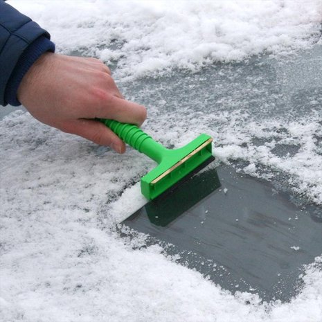 Ice scraper with brass blade