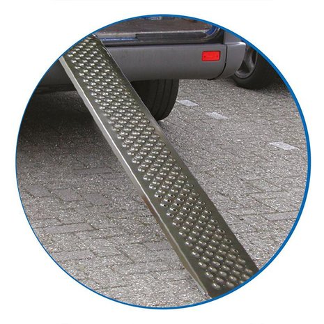 Loading ramp aluminium 150x21cm 200kg per piece TüV/GS