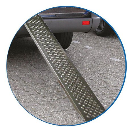 Loading ramp aluminium 180x21cm 200kg per piece TüV/GS